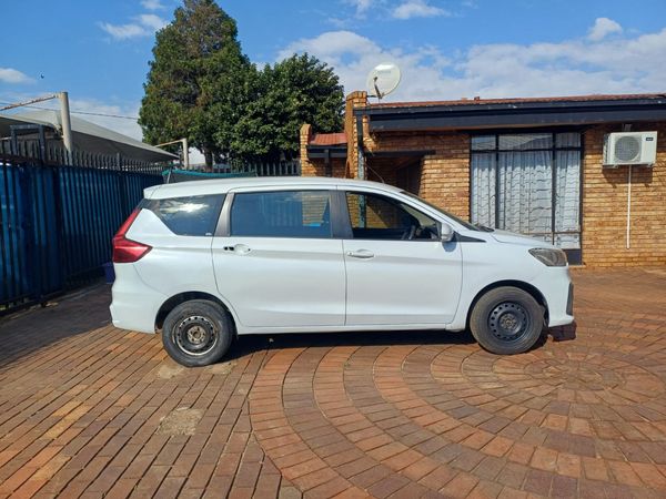 2019-Suzuki-Ertiga-15-GL image:2