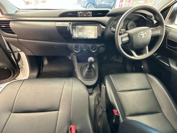 2023-Toyota-Hilux-24-GD-Single-Cab image:5