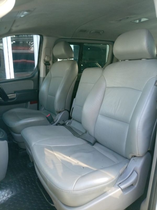 2016-Hyundai-H-1-25-CRDi-Elite-Auto image:9