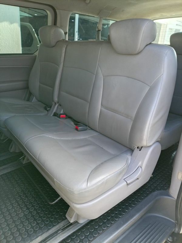 2016-Hyundai-H-1-25-CRDi-Elite-Auto image:10