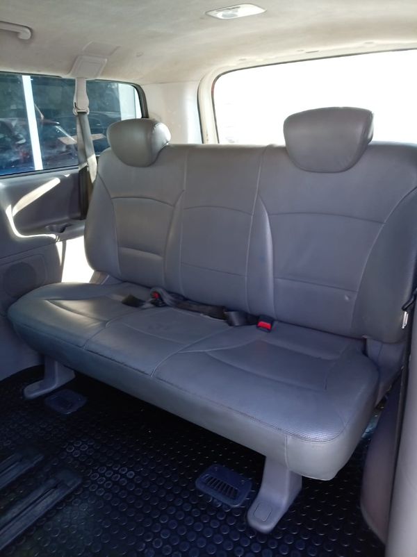 2016-Hyundai-H-1-25-CRDi-Elite-Auto image:12
