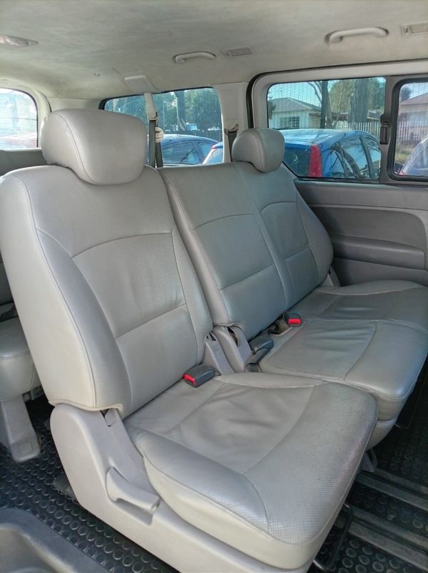 2016-Hyundai-H-1-25-CRDi-Elite-Auto image:14