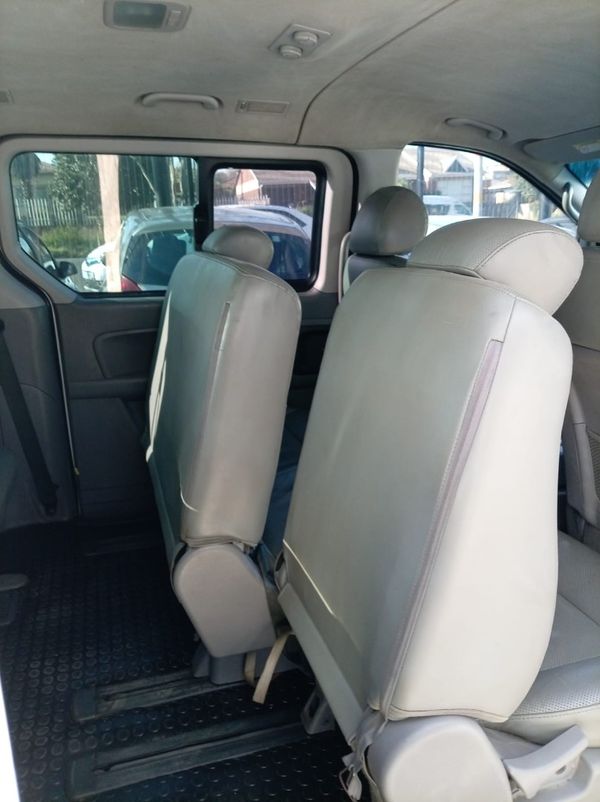 2016-Hyundai-H-1-25-CRDi-Elite-Auto image:17