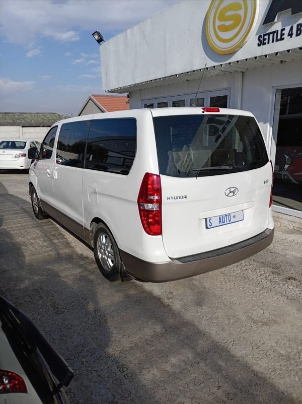 2016-Hyundai-H-1-25-CRDi-Elite-Auto image:22