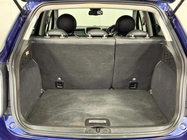2015-Fiat-500X-14T-Cross-Plus image:14