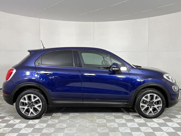 2015-Fiat-500X-14T-Cross-Plus image:17