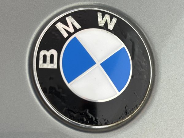2006-BMW-3-Series-330i-Auto image:11