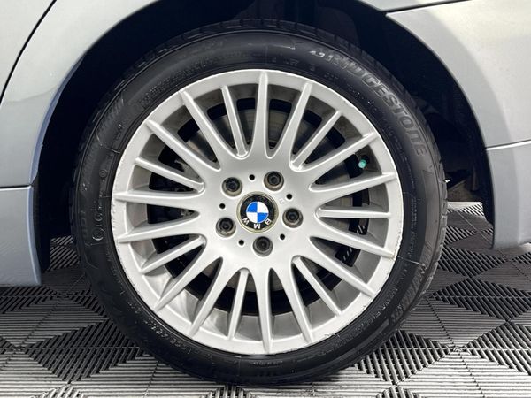2006-BMW-3-Series-330i-Auto image:6