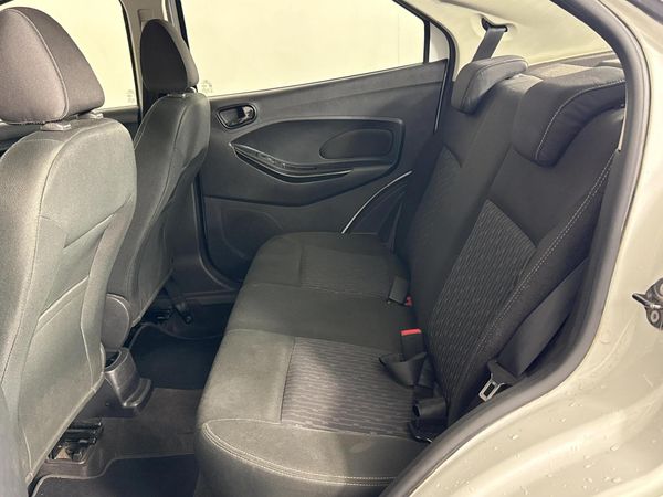 2016-Ford-Figo-15-Trend image:2
