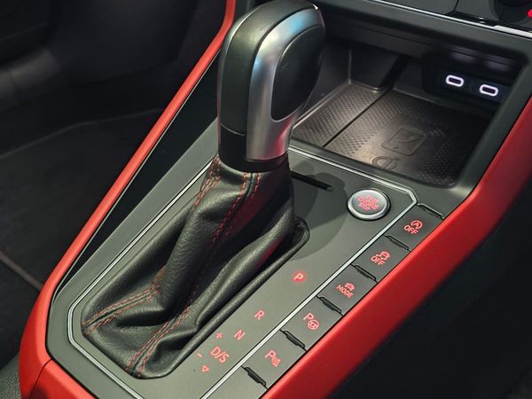 2021-Volkswagen-Polo-20-GTI-Auto-147kW image:18