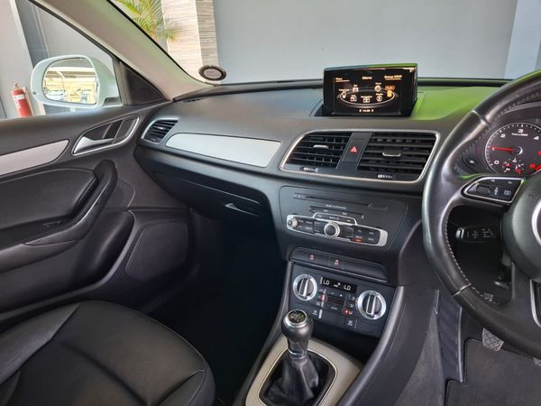 2013-Audi-Q3-20-TDI-103kW image:11