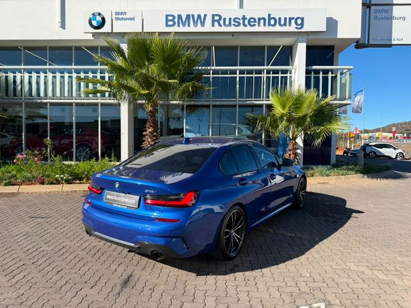 2022-BMW-3-Series-318i-M-Sport image:9