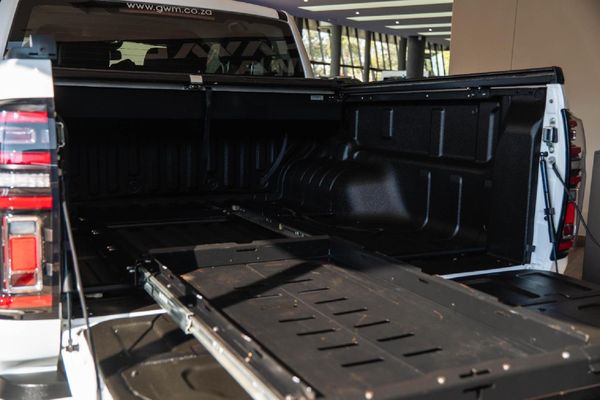 2024-GWM-P-Series-PV-20-TD-LT-4x4-Auto-Double-Cab image:20