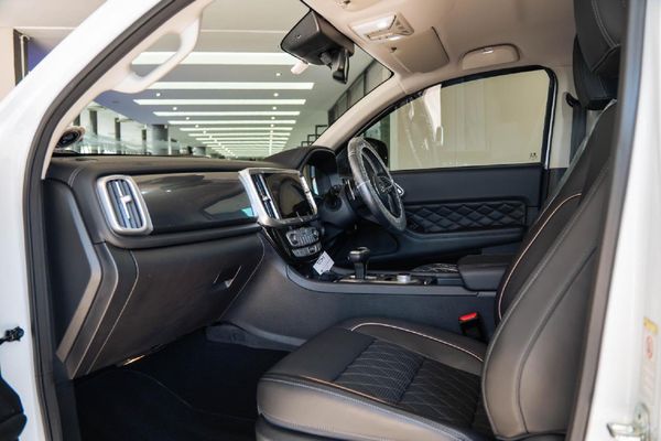 2024-GWM-P-Series-PV-20-TD-LT-4x4-Auto-Double-Cab image:8