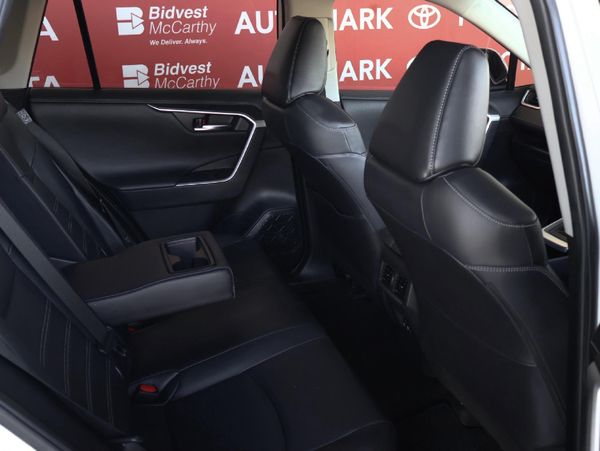 2020-Toyota-RAV4-20-VX-Auto image:14