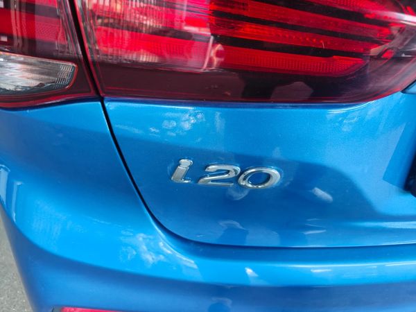 2020-Hyundai-i20-12-Motion image:6