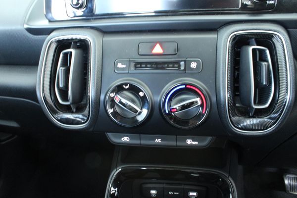 2024-Kia-Sonet-15-LX-Auto image:7