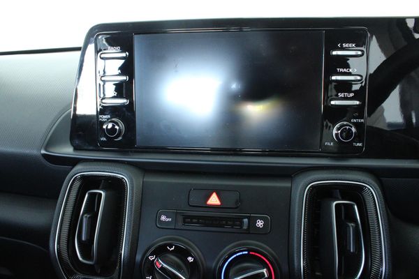 2024-Kia-Sonet-15-LX-Auto image:8