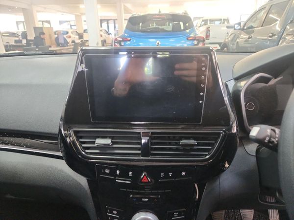 2026-Mahindra-XUV-3XO-12T-MX2 image:11