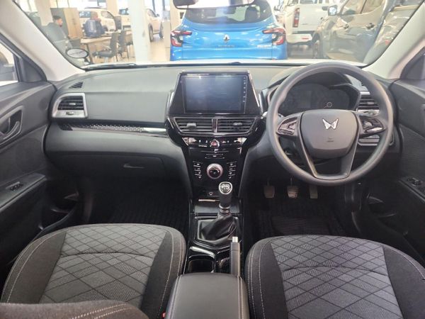 2026-Mahindra-XUV-3XO-12T-MX2 image:8