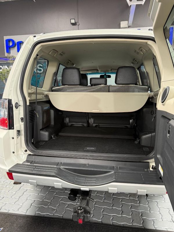 2021-Mitsubishi-Pajero-32-Di-Dc-GLS-Auto image:14