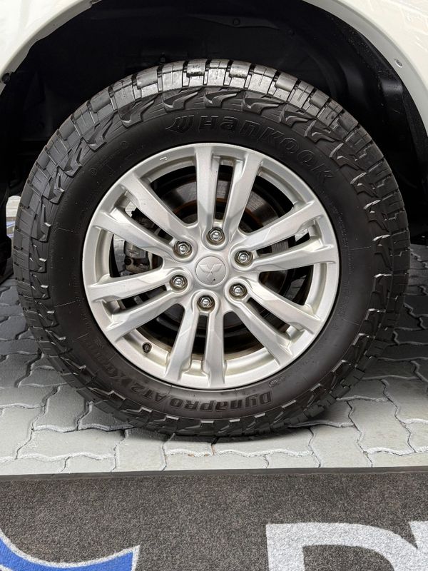 2021-Mitsubishi-Pajero-32-Di-Dc-GLS-Auto image:37