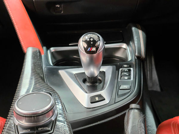 2017-BMW-M4-Coupe-Competition-Auto image:15