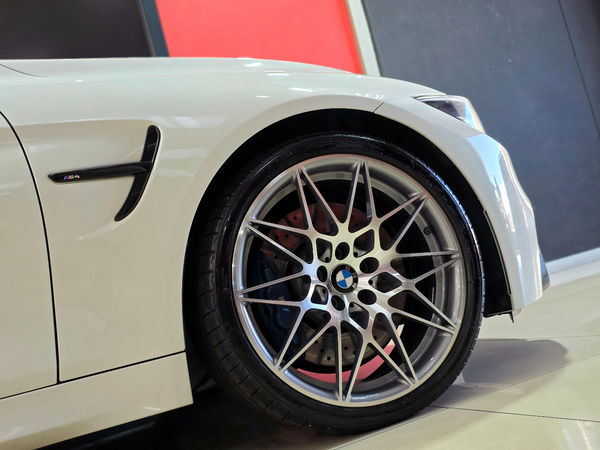 2017-BMW-M4-Coupe-Competition-Auto image:8