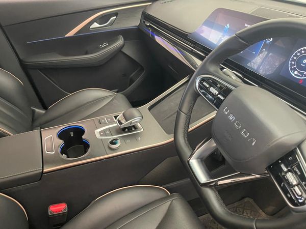 2025-Omoda-C5-15T-Luxury-S image:11