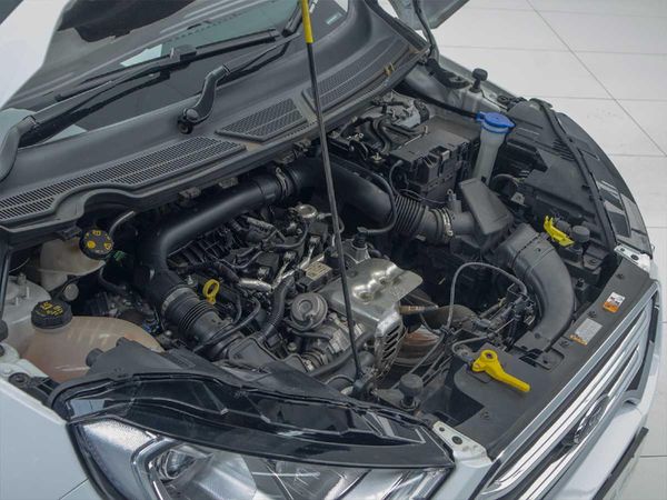 2022-Ford-EcoSport-10-EcoBoost-Titanium image:10