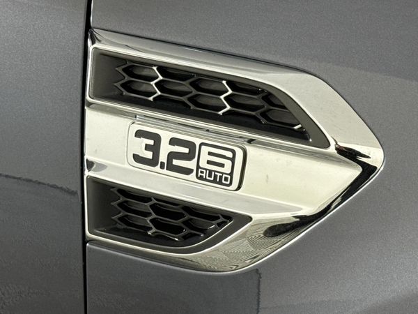 2018-Ford-Everest-32-TDCi-LTD-4x4-Auto image:8