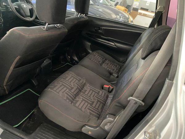 2019-Toyota-Avanza-15-SX image:11