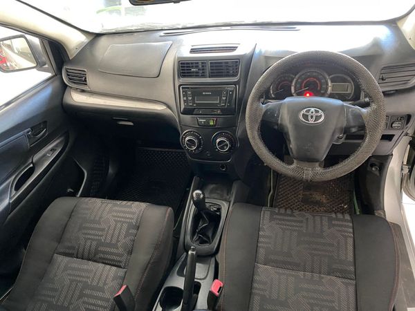 2019-Toyota-Avanza-15-SX image:8