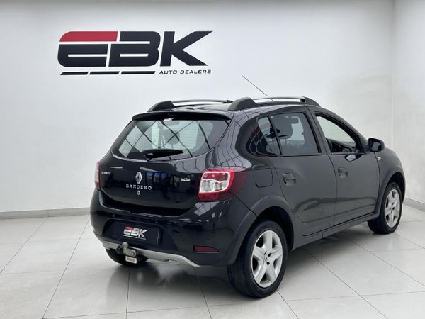 2015-Renault-Sandero-900T-Stepway image:5