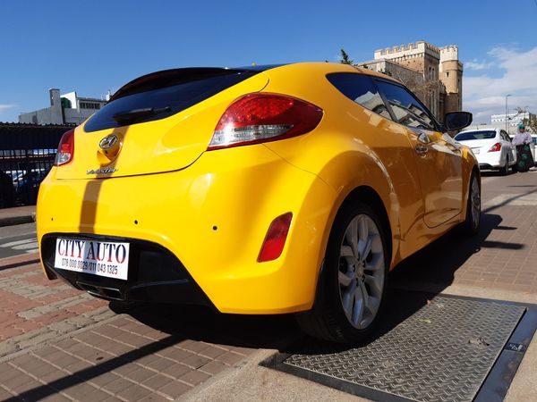2013-Hyundai-Veloster-16-GDi-Executive image:11