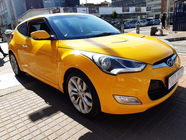 2013-Hyundai-Veloster-16-GDi-Executive image:1