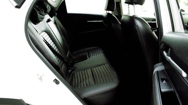 2022-Kia-Sonet-10T-EX-Auto image:7