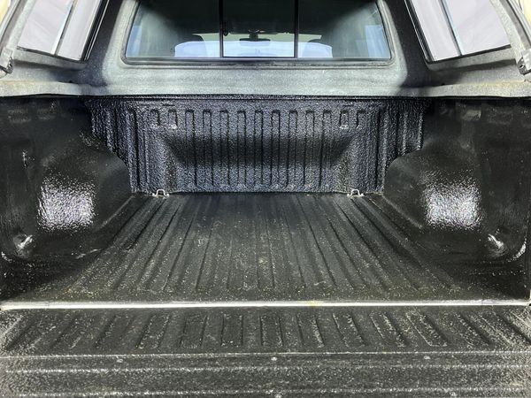 2021-Volkswagen-Amarok-20-BiTDI-Highline-132kW-Auto-Double-Cab image:12