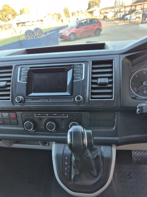 2019-Volkswagen-Kombi-20-TDI-Auto-103kW-Trendline image:10