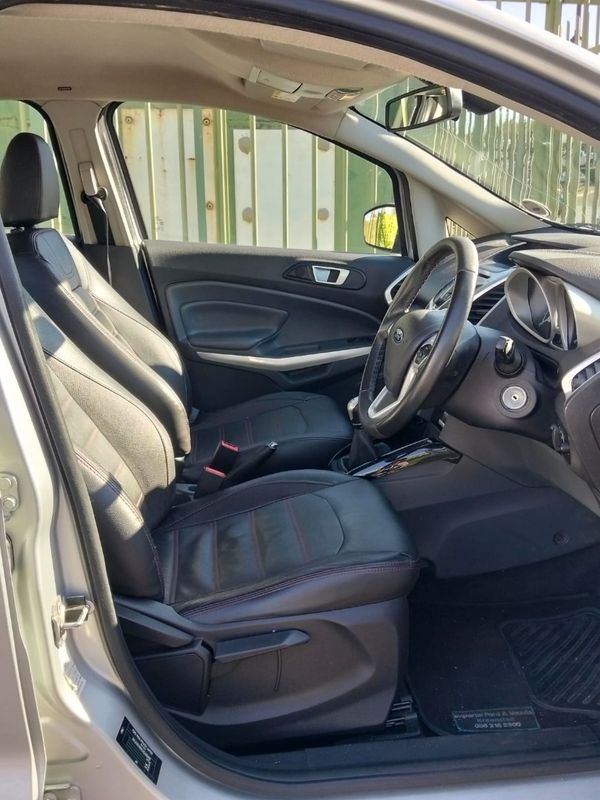 2014-Ford-EcoSport-10-EcoBoost-Titanium image:12