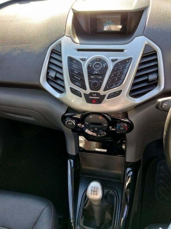 2014-Ford-EcoSport-10-EcoBoost-Titanium image:15