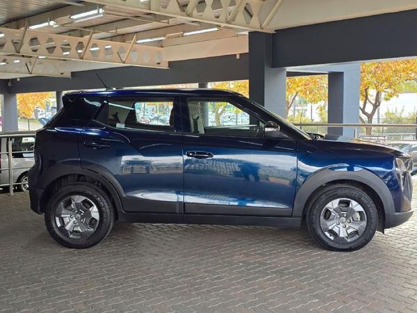 2025-Mahindra-XUV-3XO-12T-MX2-Auto image:10