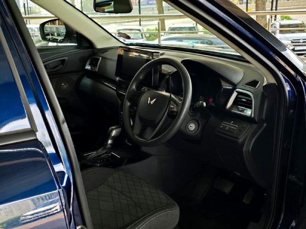 2025-Mahindra-XUV-3XO-12T-MX2-Auto image:13