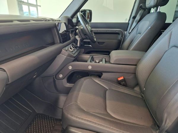 2023-Land-Rover-Defender-110-D300-SE-X-Dynamic-221kW image:29