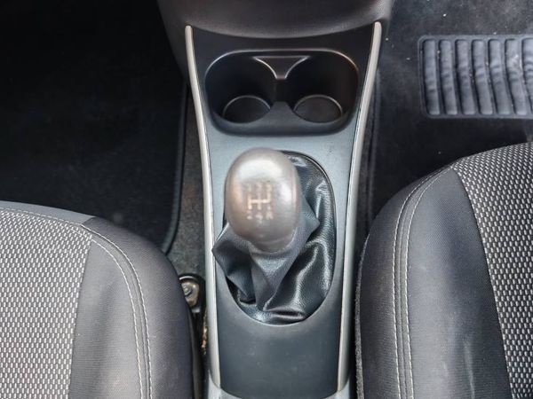 2021-Nissan-Almera-15-Acenta image:9