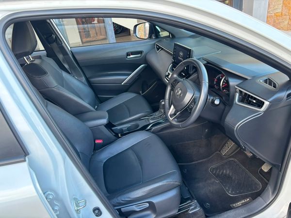2021-Toyota-Corolla-Cross-2021-Toyota-Corolla-Cross-XS-AT image:5