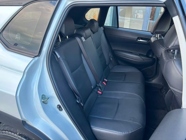 2021-Toyota-Corolla-Cross-2021-Toyota-Corolla-Cross-XS-AT image:7