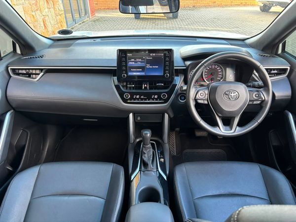 2021-Toyota-Corolla-Cross-2021-Toyota-Corolla-Cross-XS-AT image:8