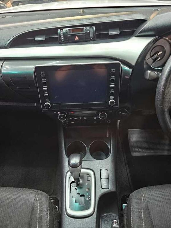 2021-Toyota-Hilux-28-GD-6-Raider-4x4-Auto-Double-Cab image:13