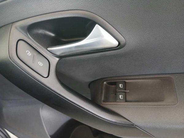 2026-Volkswagen-Polo-Vivo-14 image:12